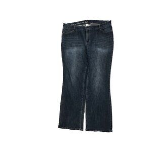 Westport Signature Fit Boot Women's size 16 Dark Wash Blue Denim Jeans